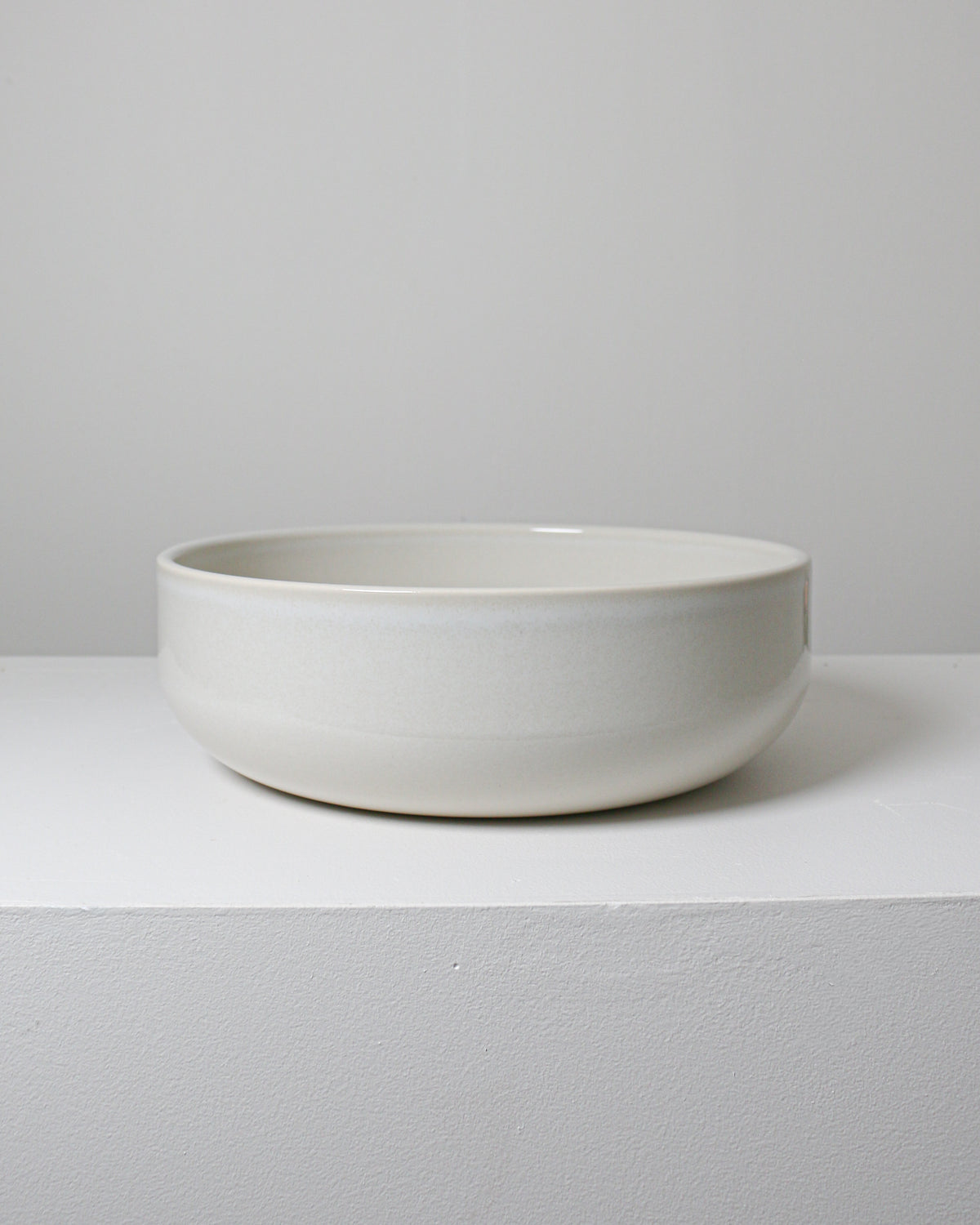 Clay 300 Round Hand Basin in Coast
