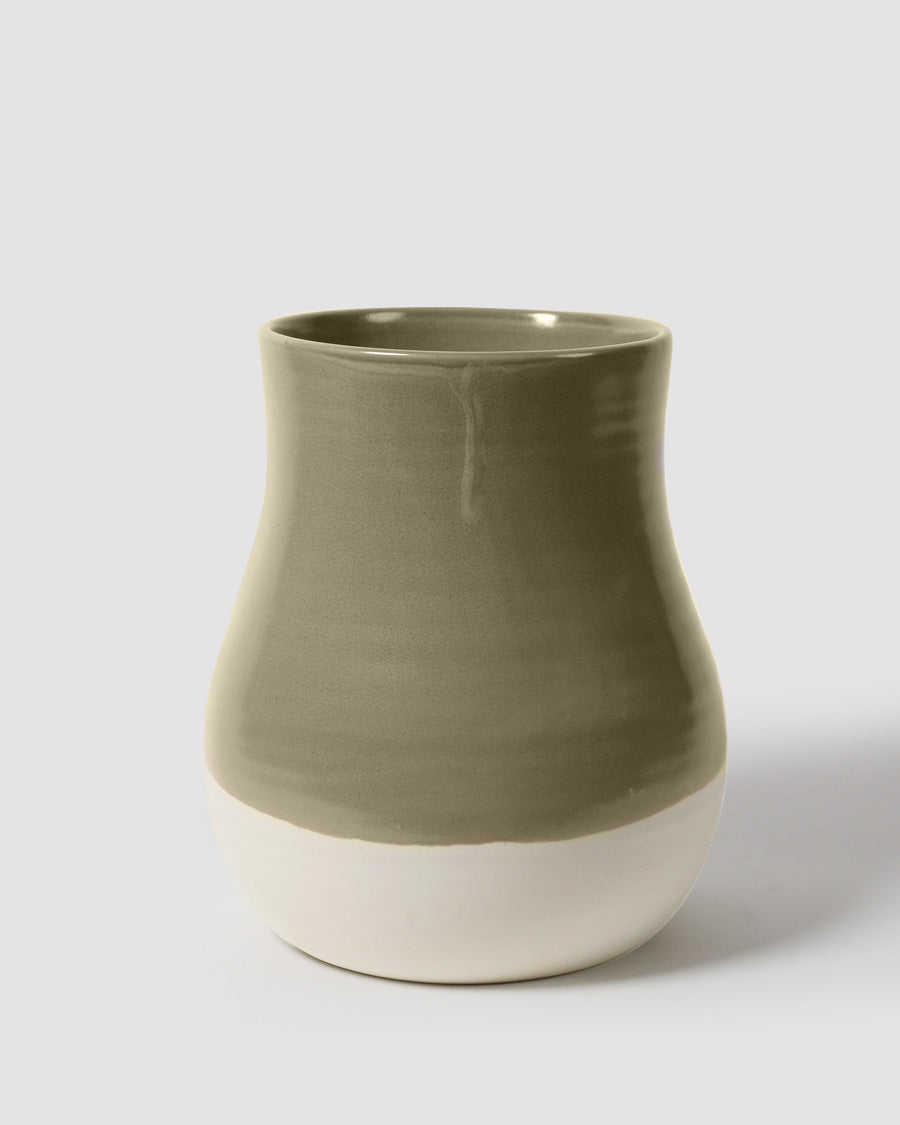 Large Botanica Vase / Olive Green