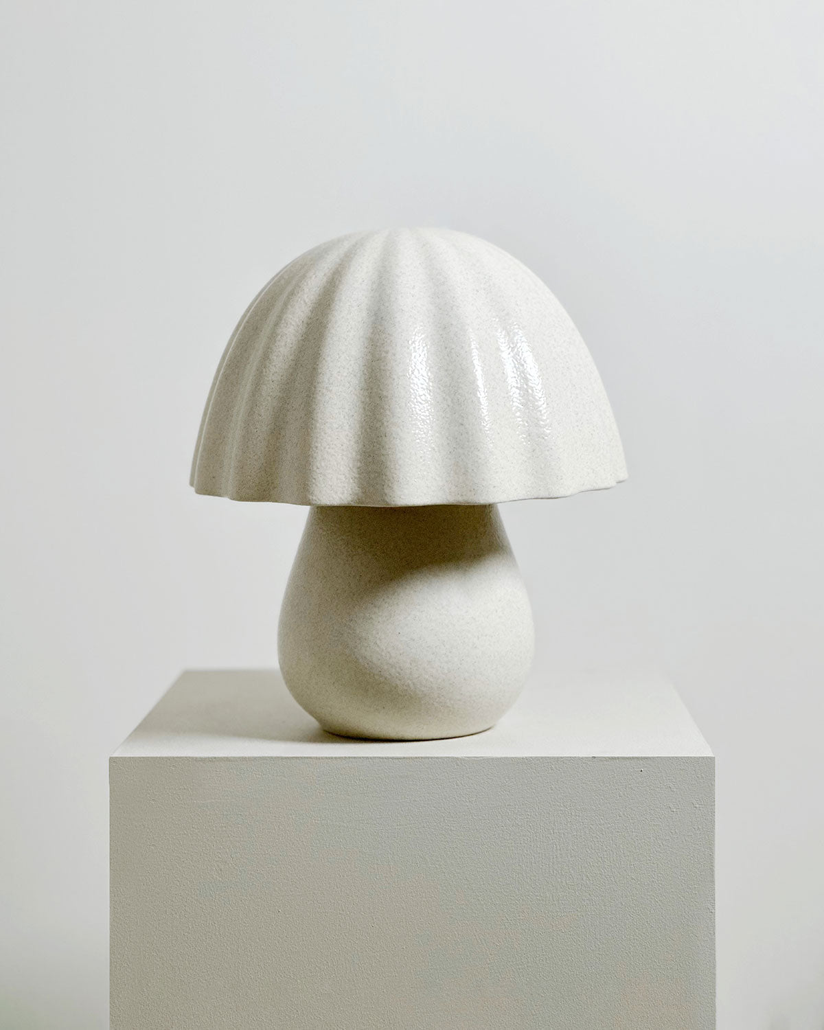 Periwinkle Table Lamp in Poppyseed