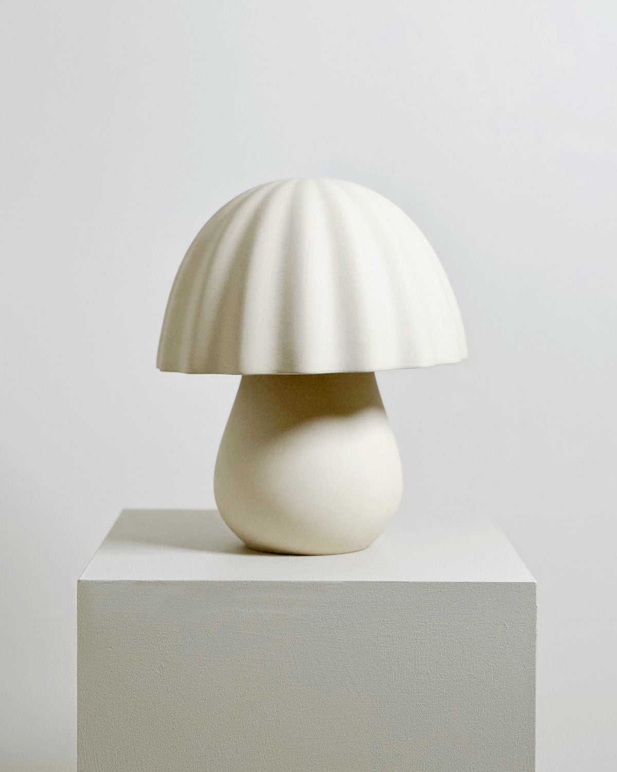 Periwinkle Table Lamp in Bone