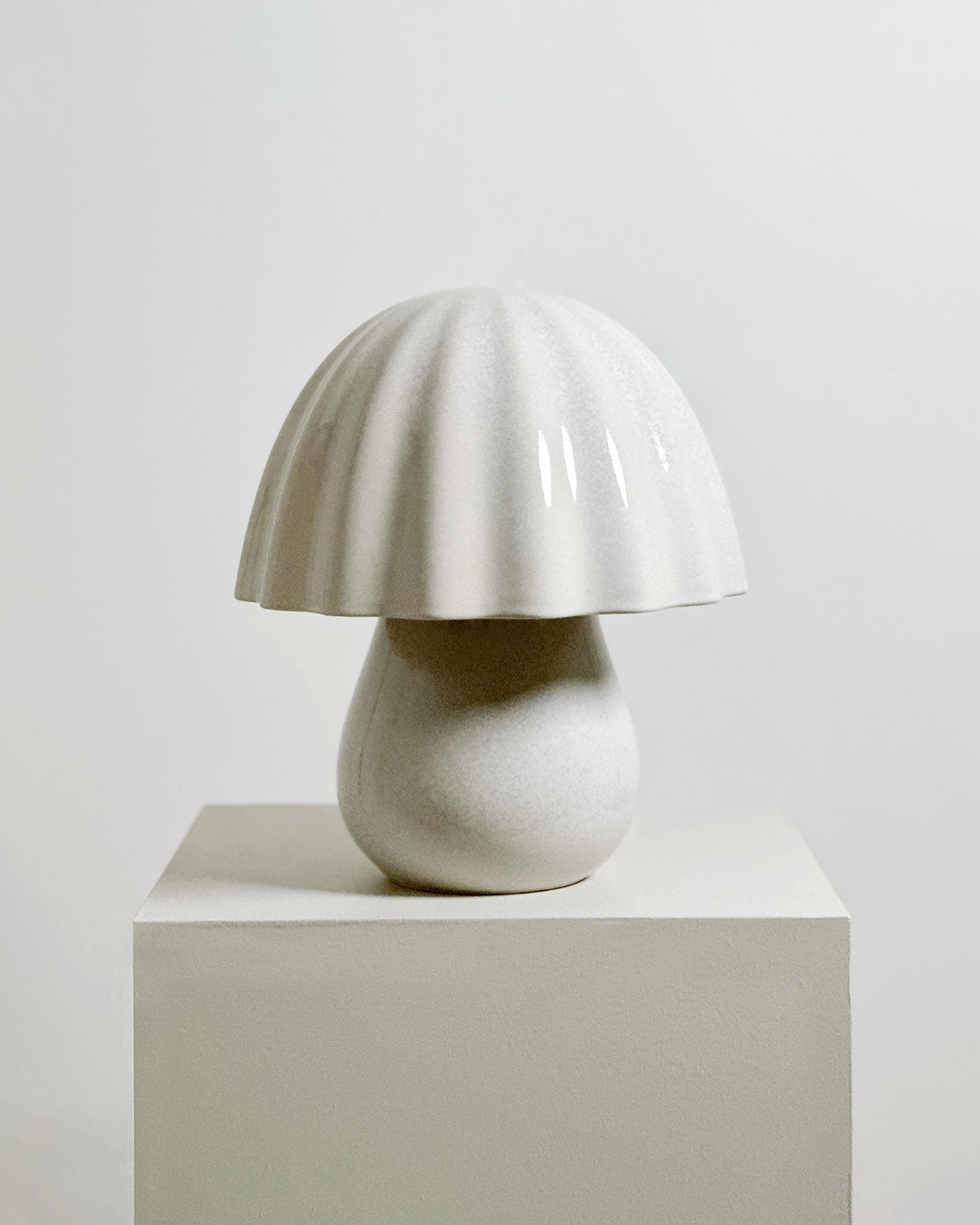 Periwinkle Table Lamp in Coast