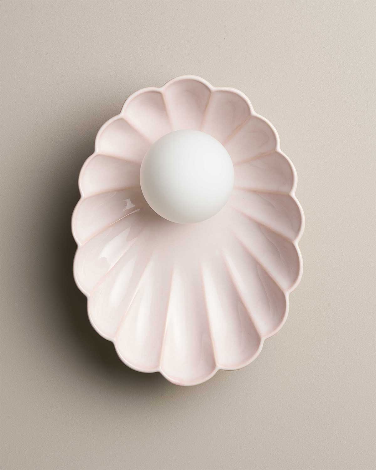 Oyster Sconce Light in Rose Quartz