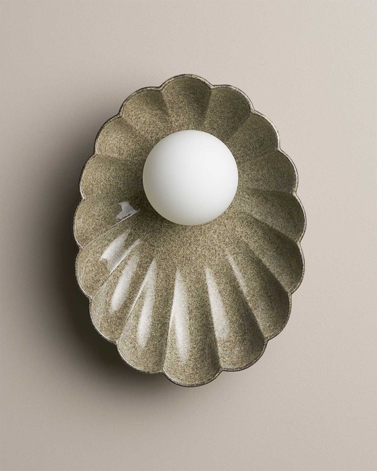 Oyster Wall Sconce in Rivergum