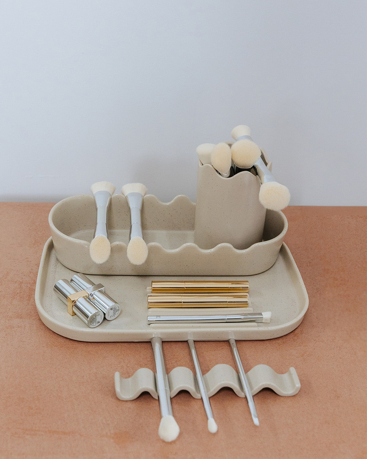 The Layer Tray / Jade Kisnorbo X Robert Gordon