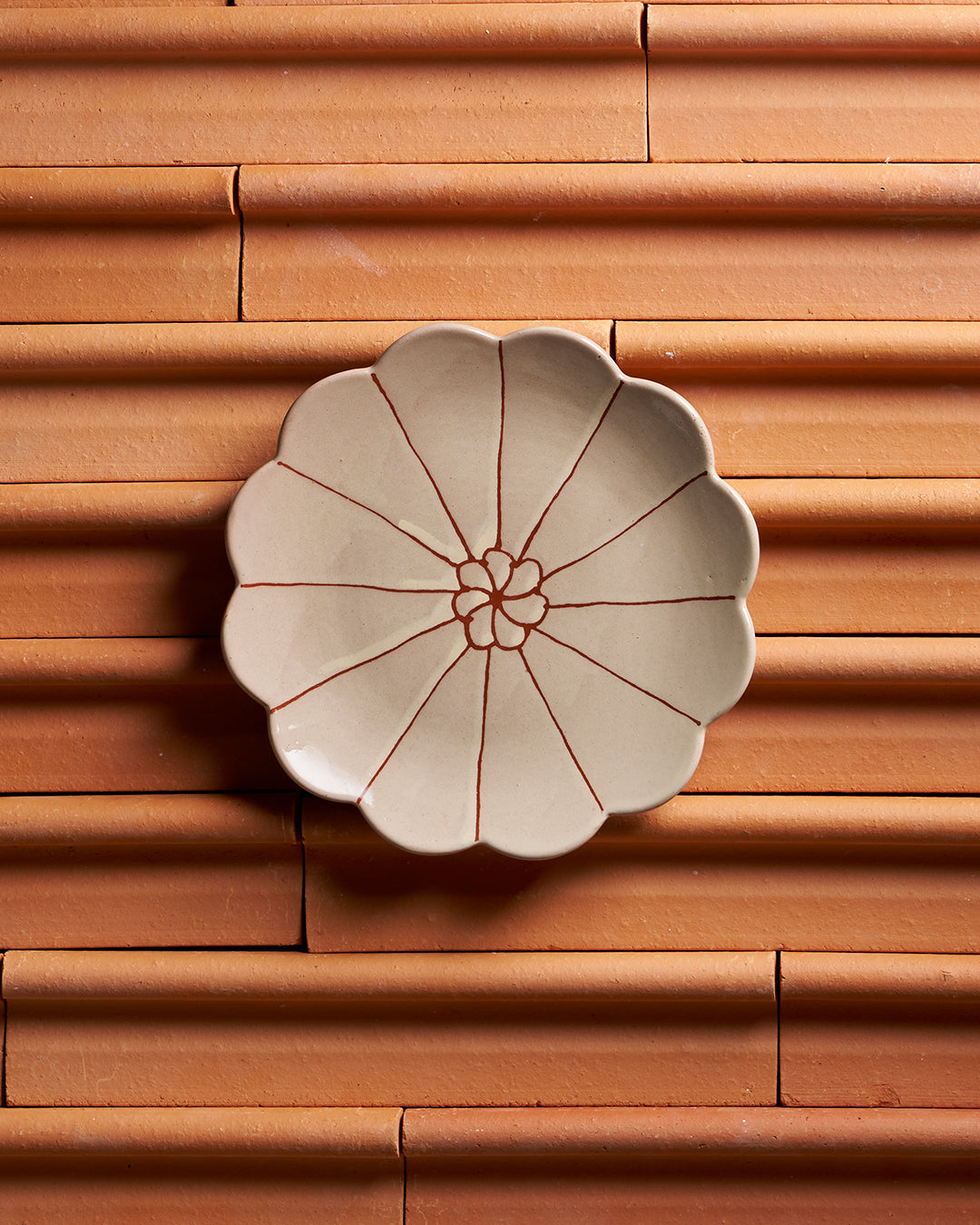 June's Daisy Plate / Spinning Flower