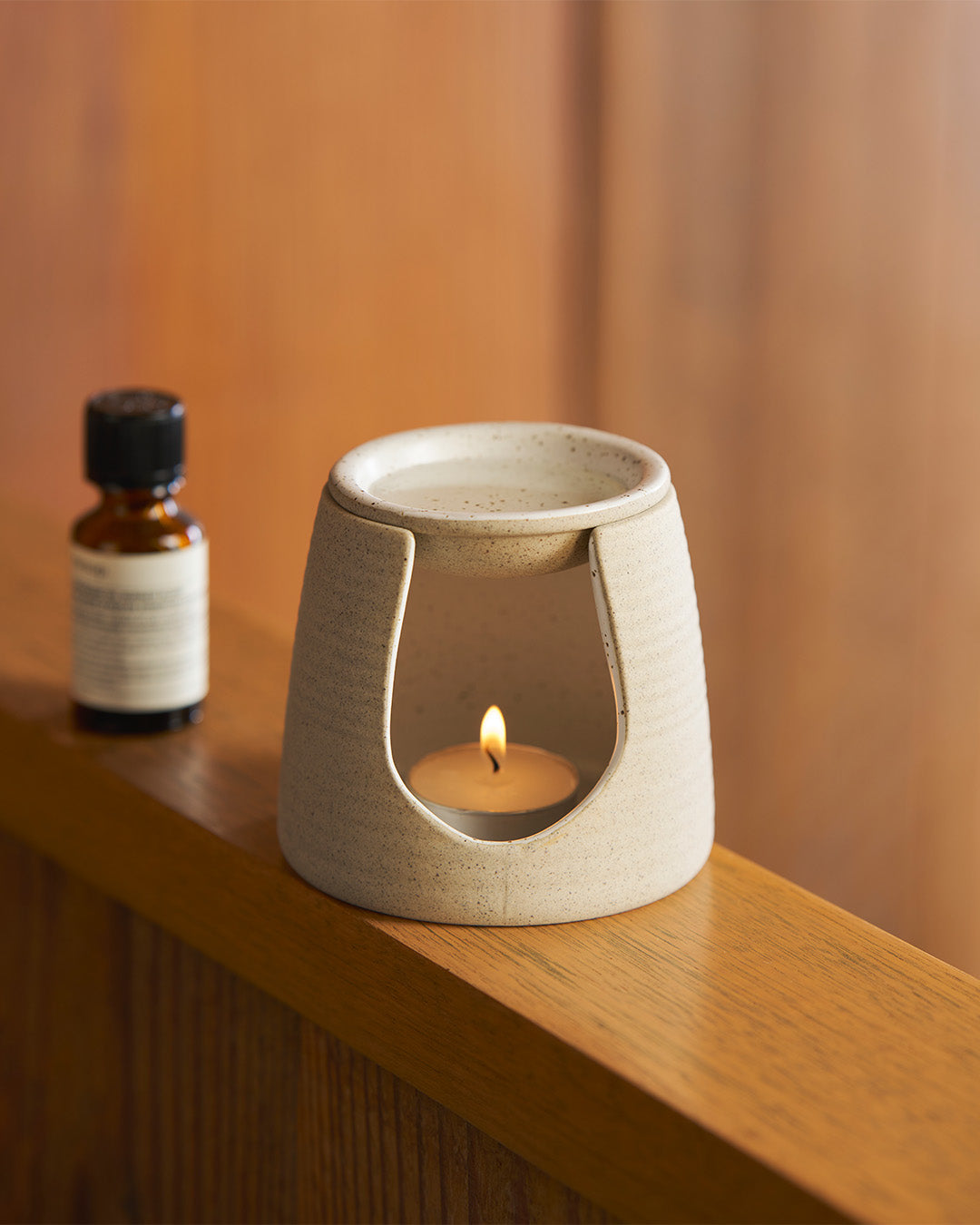 Oil Burner in Natural / Garden To Table