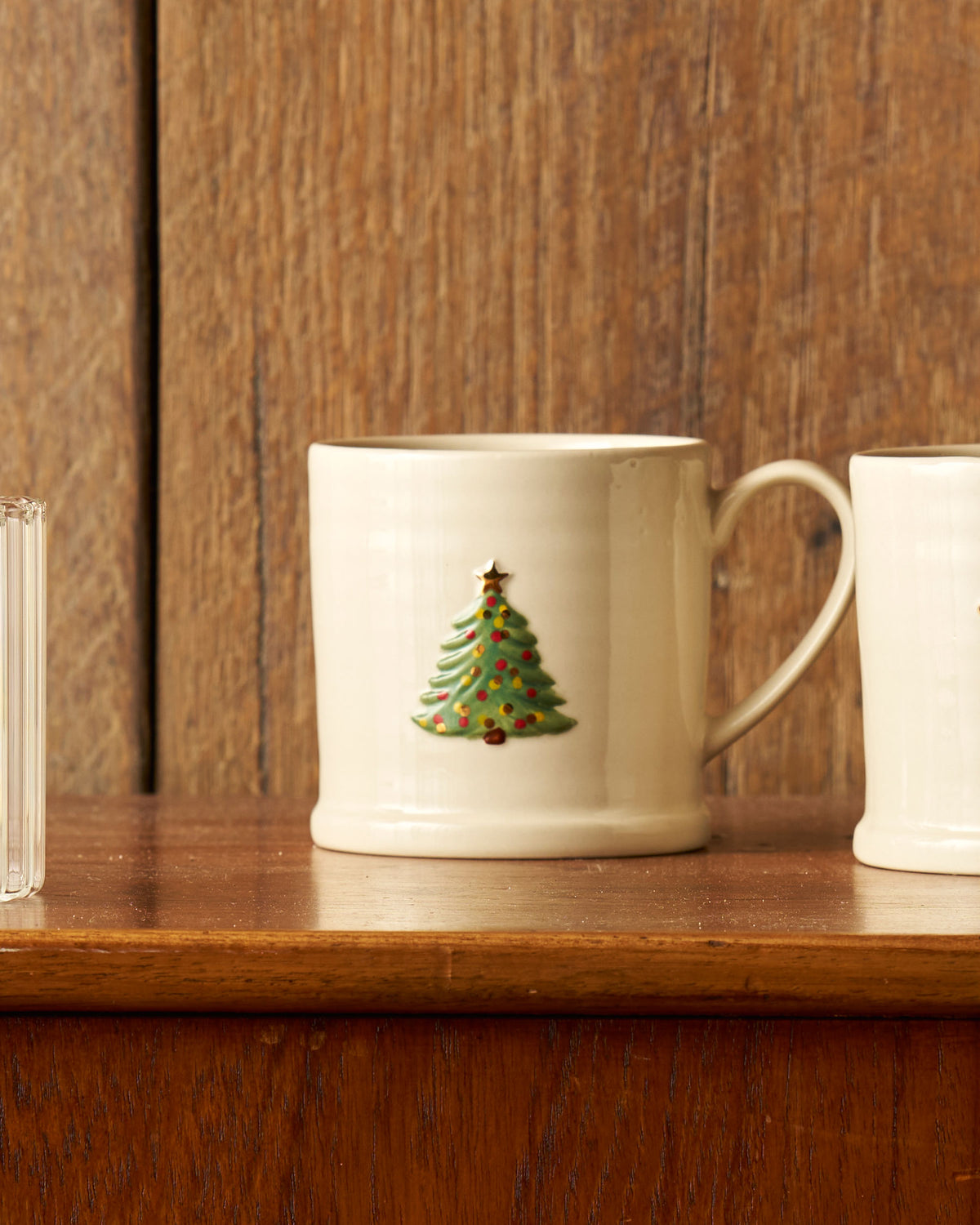 Christmas Favourites Mug in Christmas Tree With Gold Star