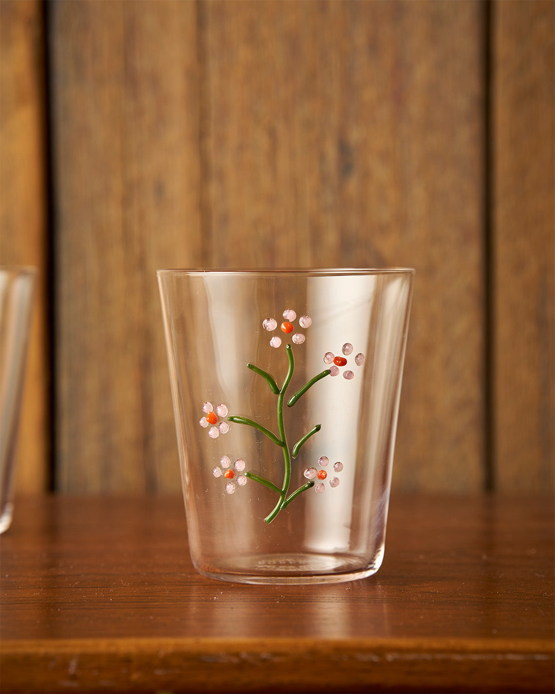 Botanical Icons Glass Tumbler in Wax Flower