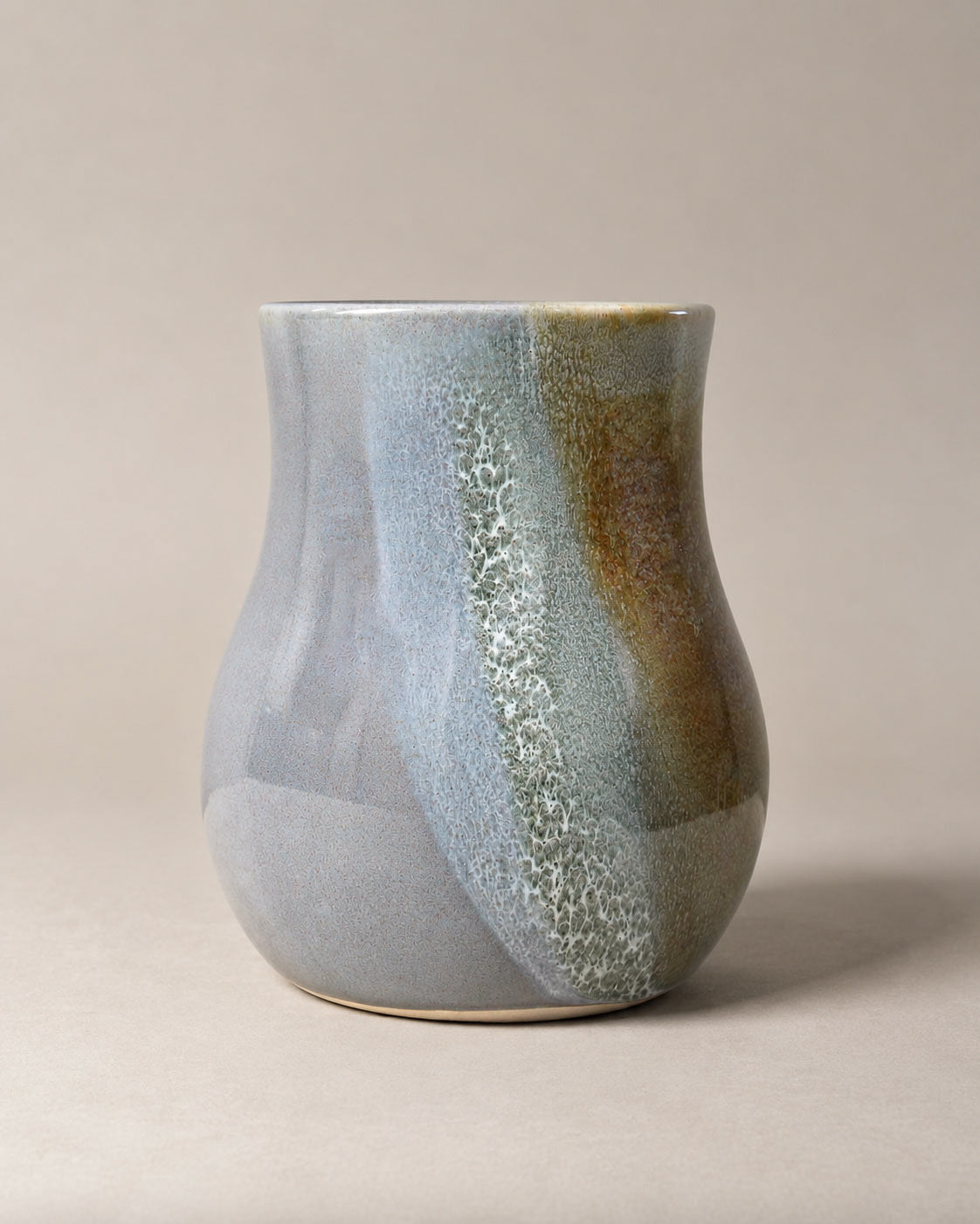 Large Vase in Opaline / Wild Country