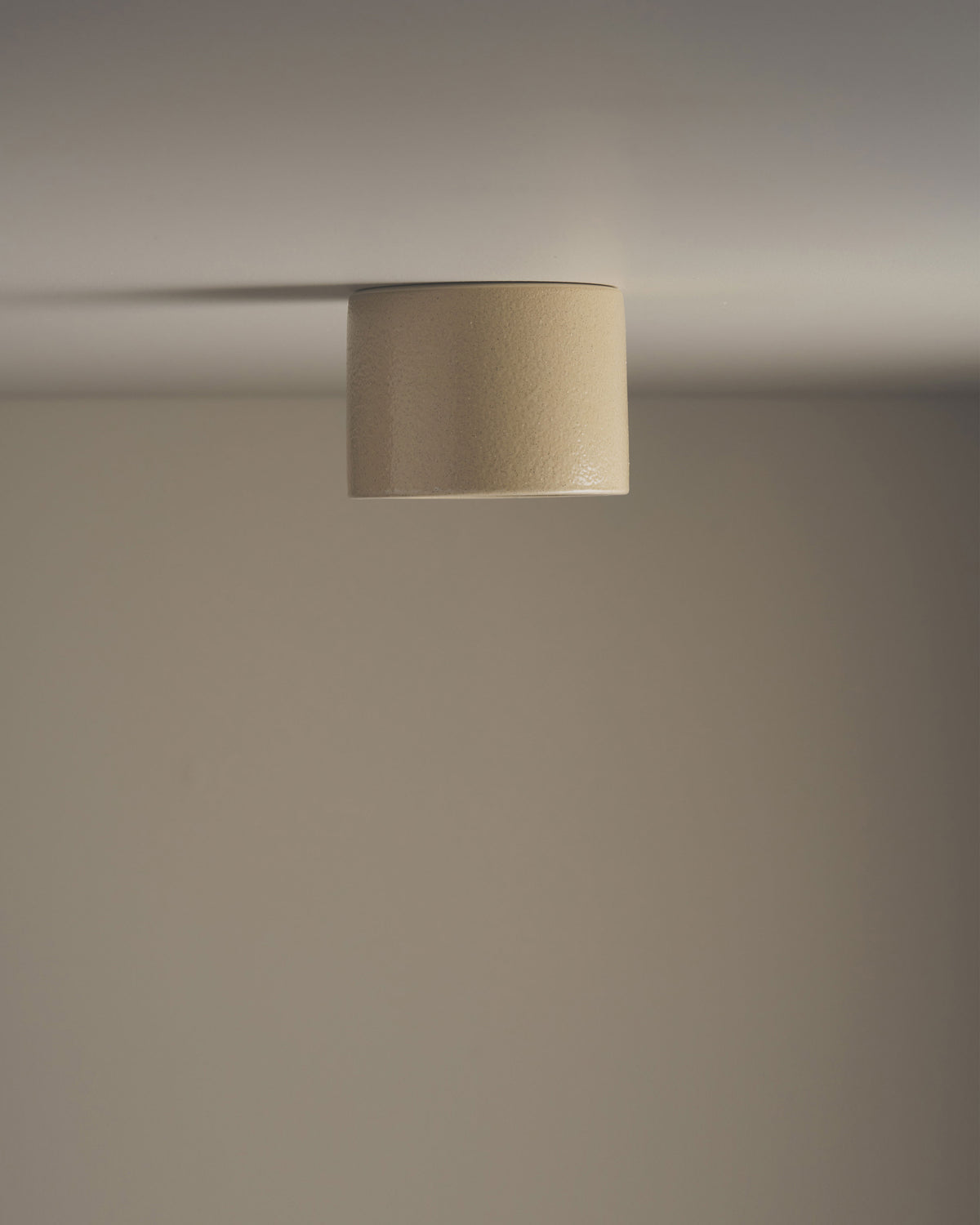 Short Ceiling Light in Sand