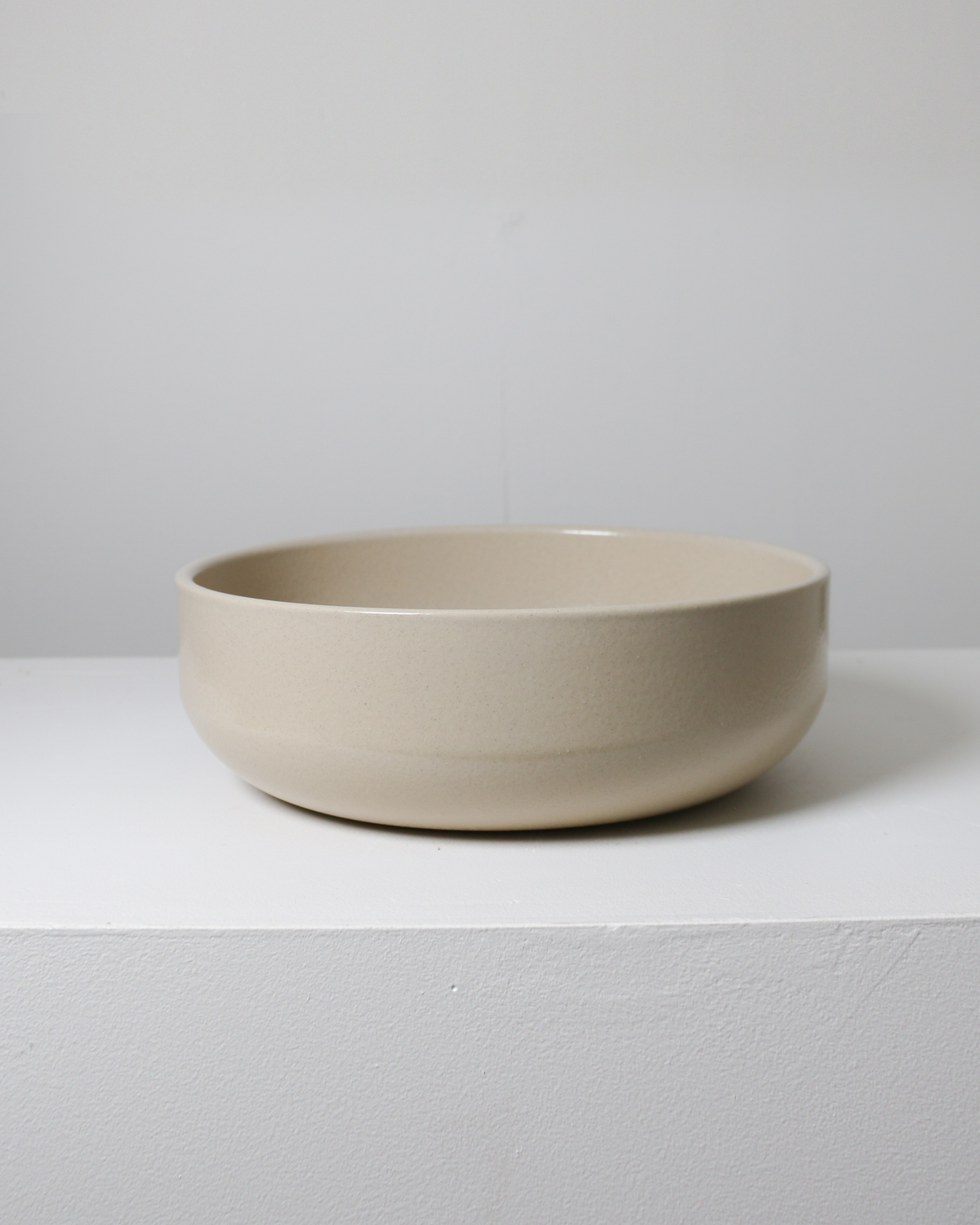 Clay 300 Round Hand Basin in Sand