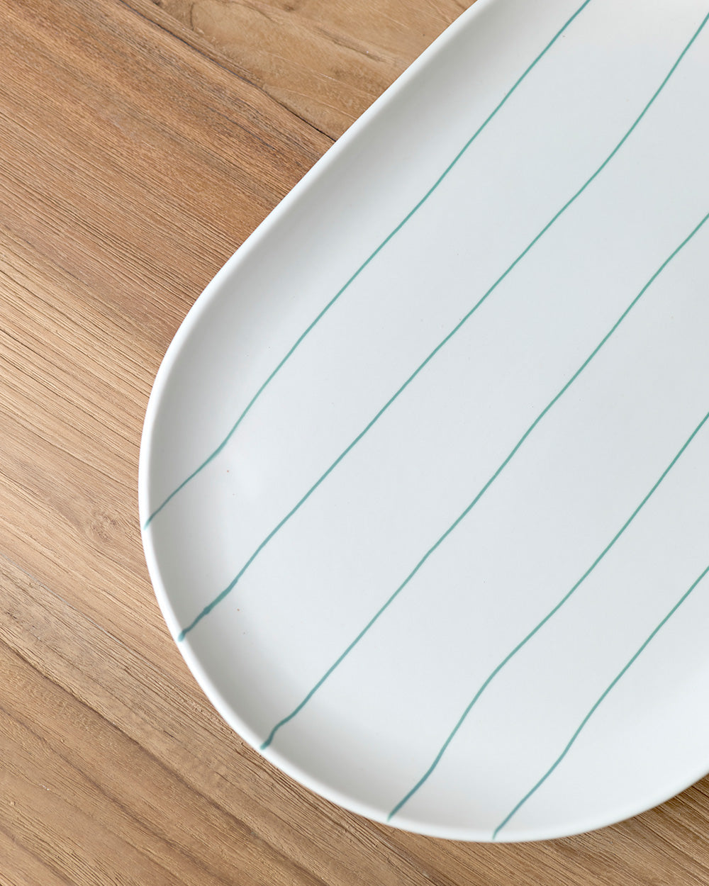 Coastal Junction 38cm Oval Tray / Cream with Green Stripe
