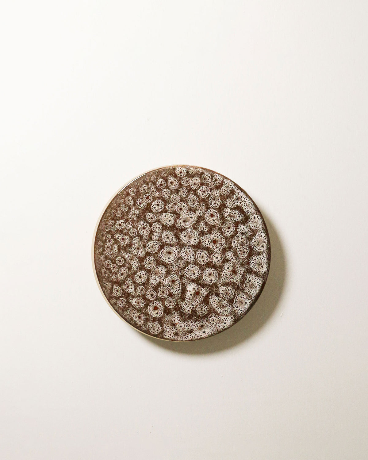 Small Backlit Disc Wall Light in White Ochre