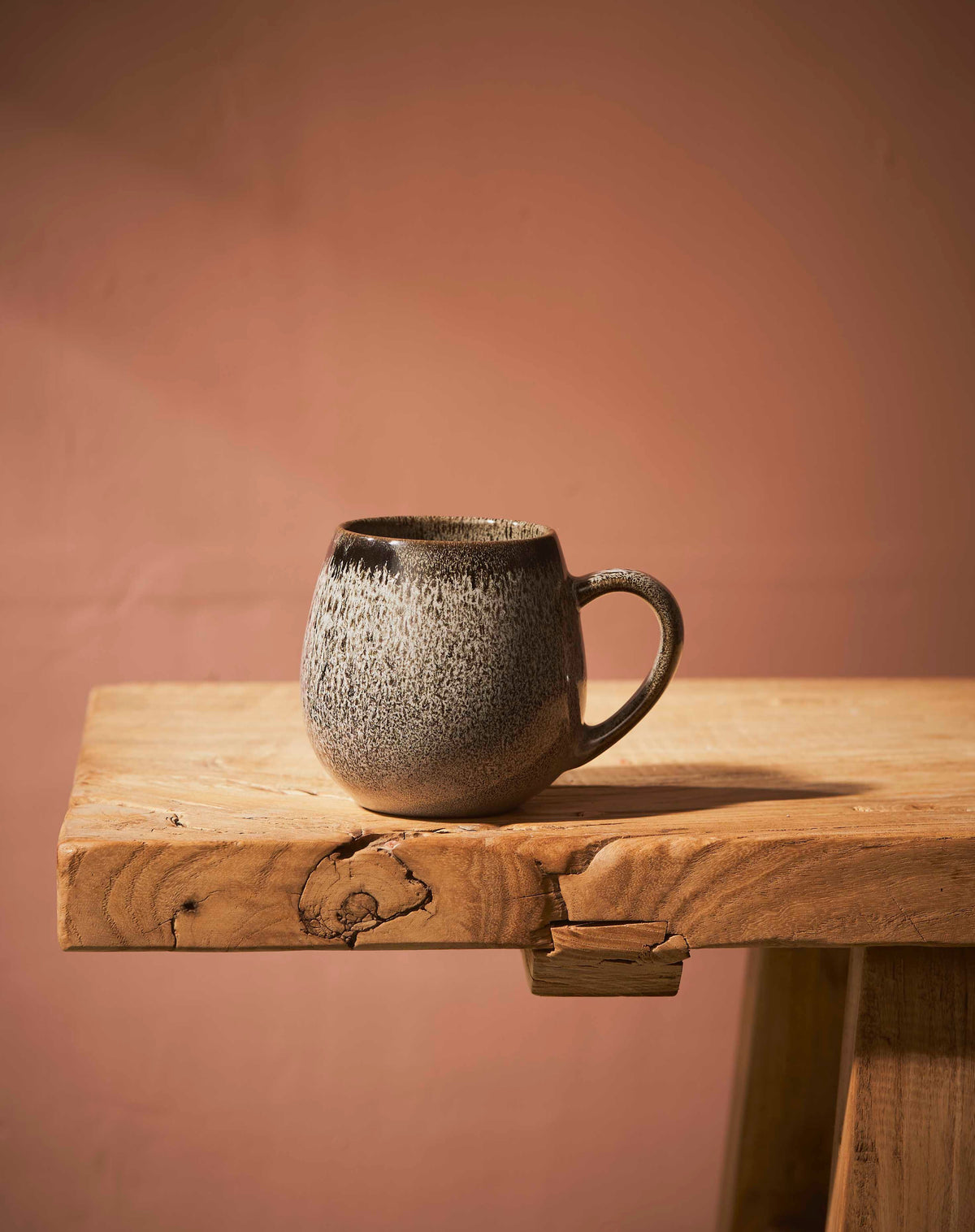 Hug Me Mugs / Smoke